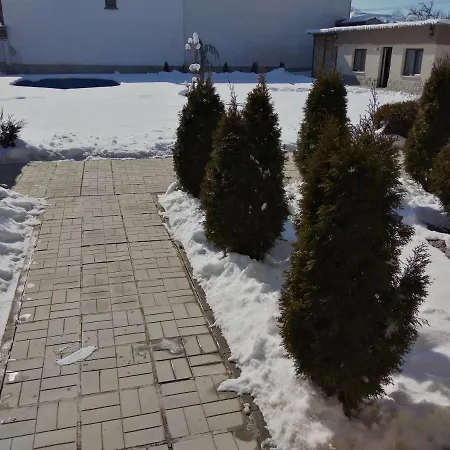 Sveti Nikola Near Borovets * Shiroki Dol
