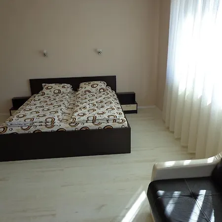 Sveti Nikola Near Borovets Широки-Дол