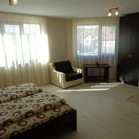 Вилла Sveti Nikola Near Borovets Широки-Дол
